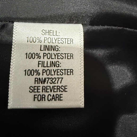 Quilted Vest in black - Picture 5 of 5